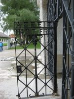 Dachau - Arbeit mach frei (munca te elibereaza)
