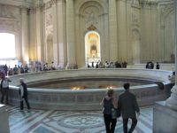 Dôme des Invalides, jos este sarcofagul lui Napoleon Bonaparte