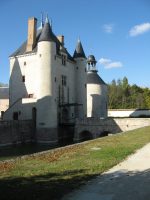 Intrarea in castel