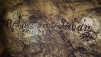Vandalisme de la 1835 în Peştera Mare de la Mereşti :)