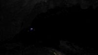 Peștera de lapte, se vede lumina de afară din jumătatea opusă intrării