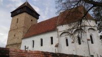 Biserica fortificată din Ruja